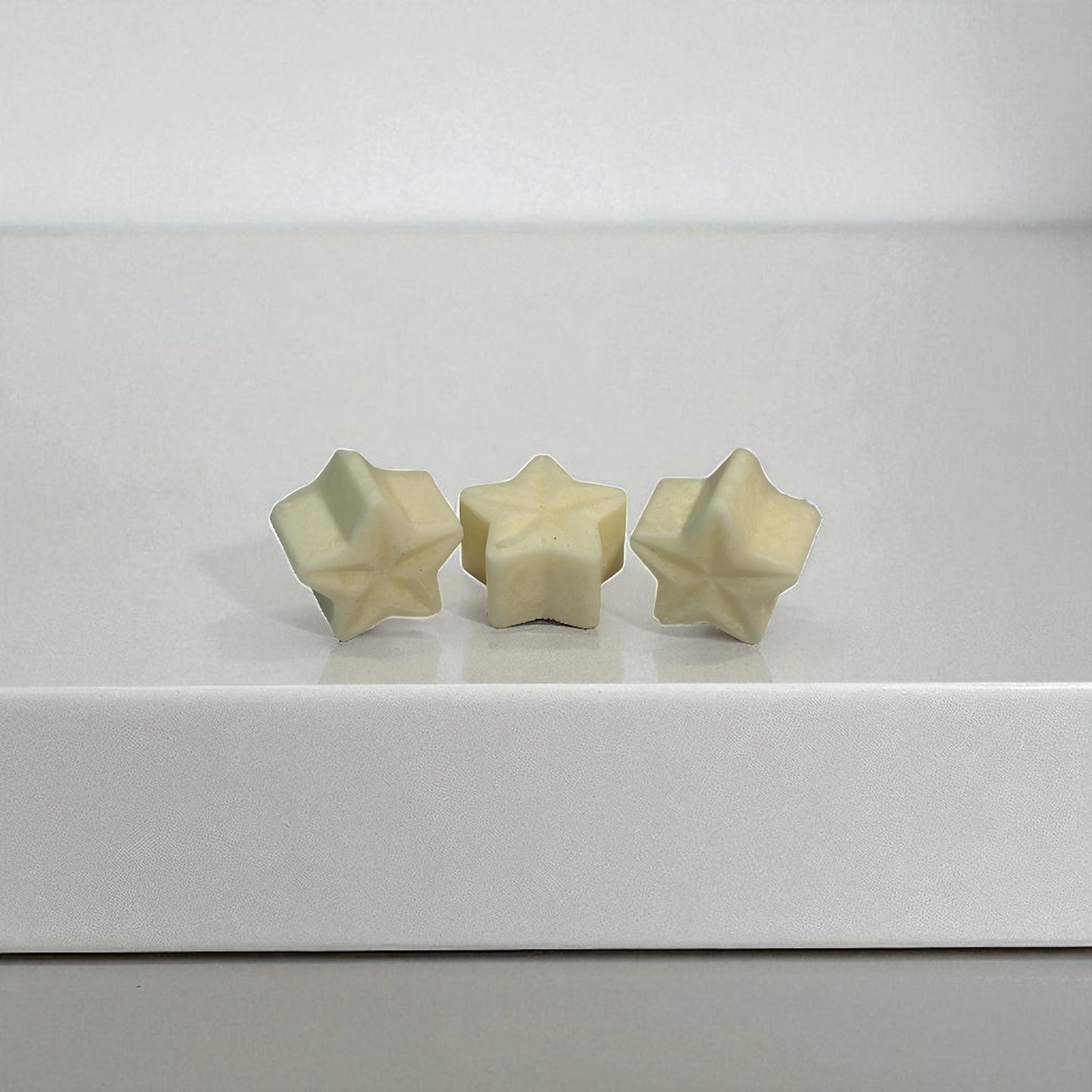 Mini Wax Melts ~ Strawberry Stars (3 pack)